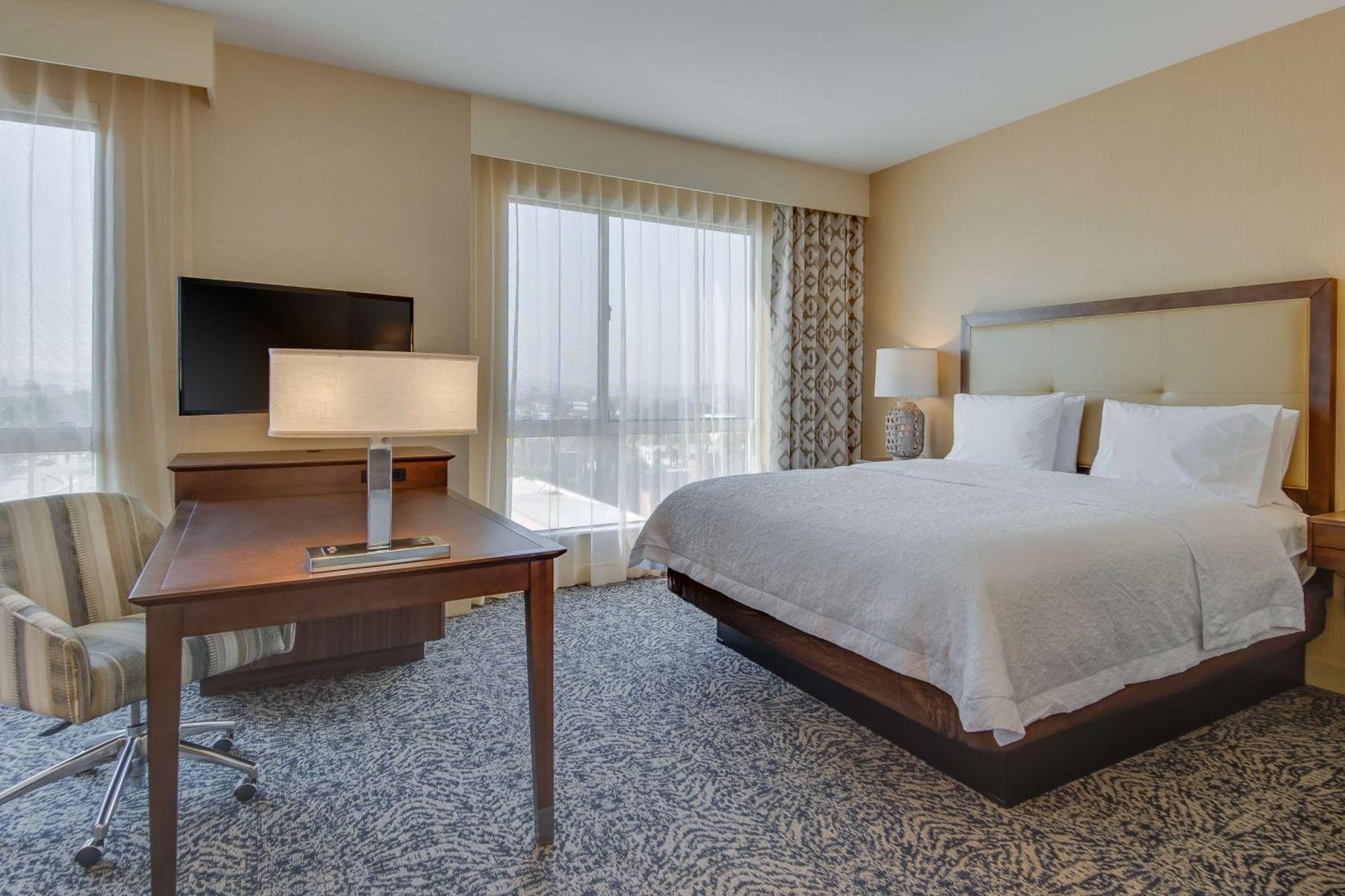 Hampton Inn & Suites Los Angeles - Γκλέντεϊλ Εξωτερικό φωτογραφία