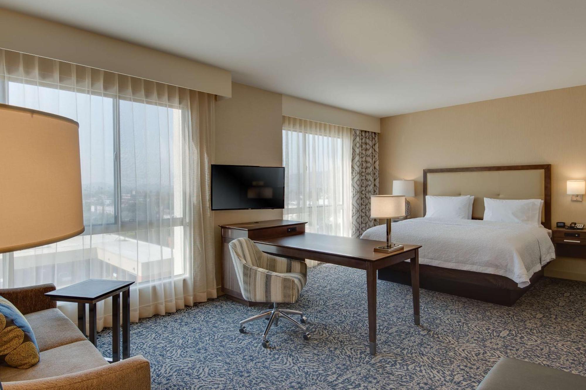 Hampton Inn & Suites Los Angeles - Γκλέντεϊλ Εξωτερικό φωτογραφία