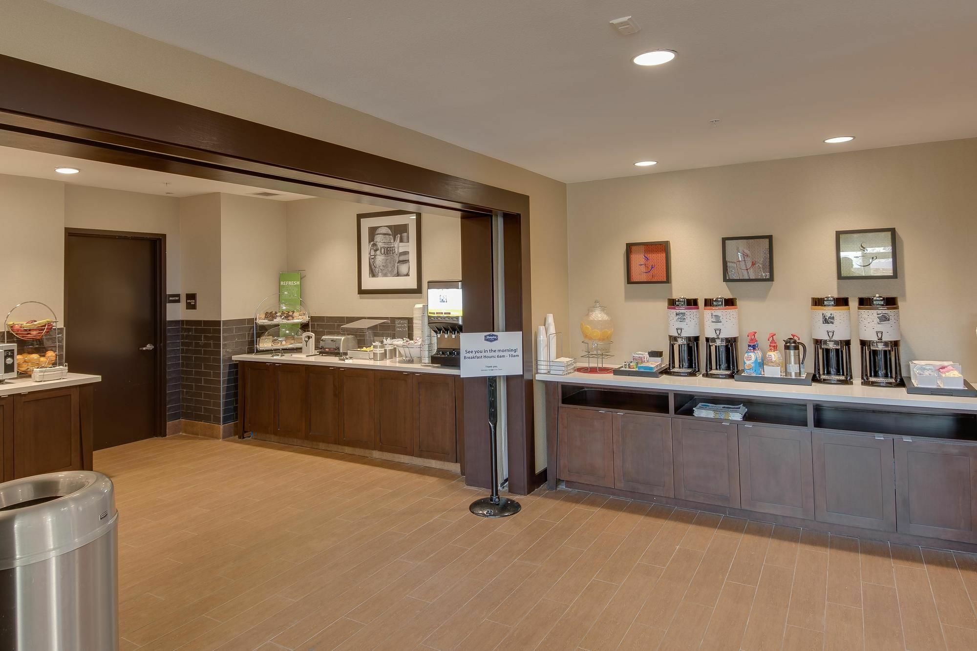 Hampton Inn & Suites Los Angeles - Γκλέντεϊλ Εξωτερικό φωτογραφία