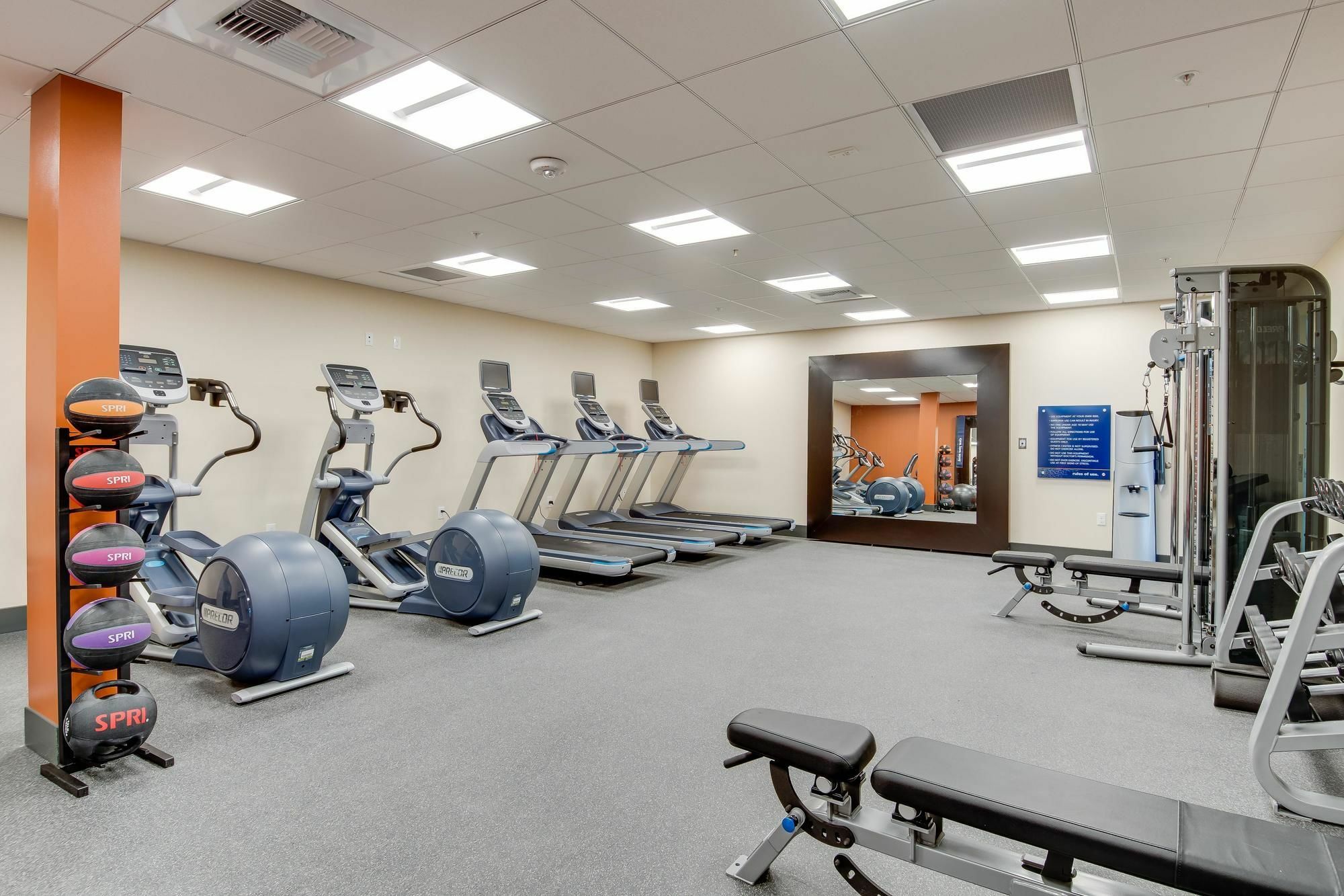 Hampton Inn & Suites Los Angeles - Γκλέντεϊλ Εξωτερικό φωτογραφία