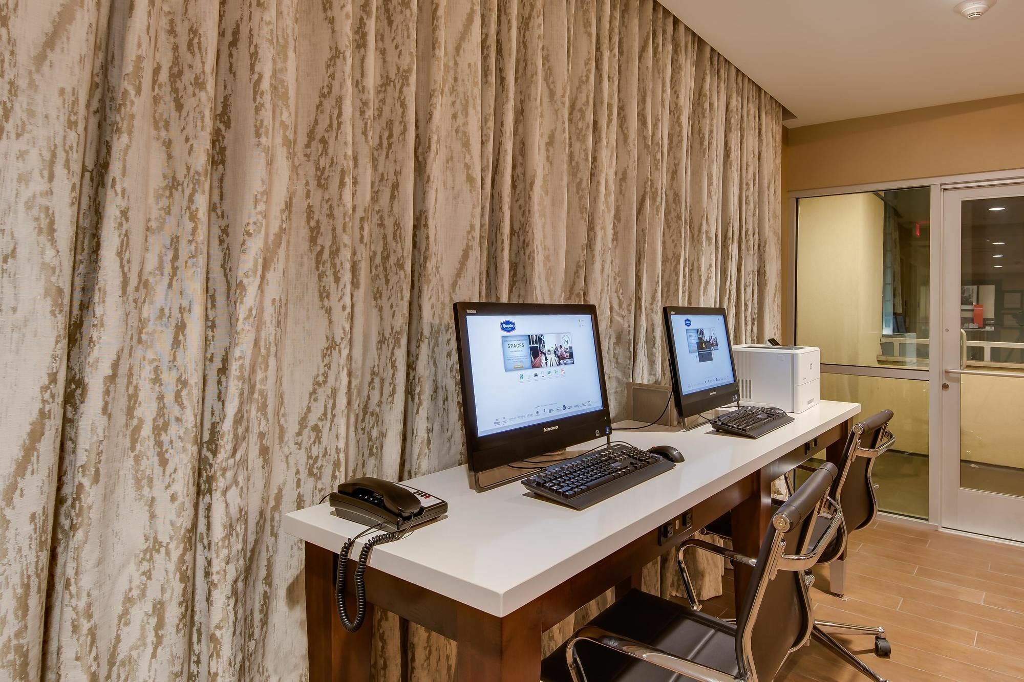 Hampton Inn & Suites Los Angeles - Γκλέντεϊλ Εξωτερικό φωτογραφία