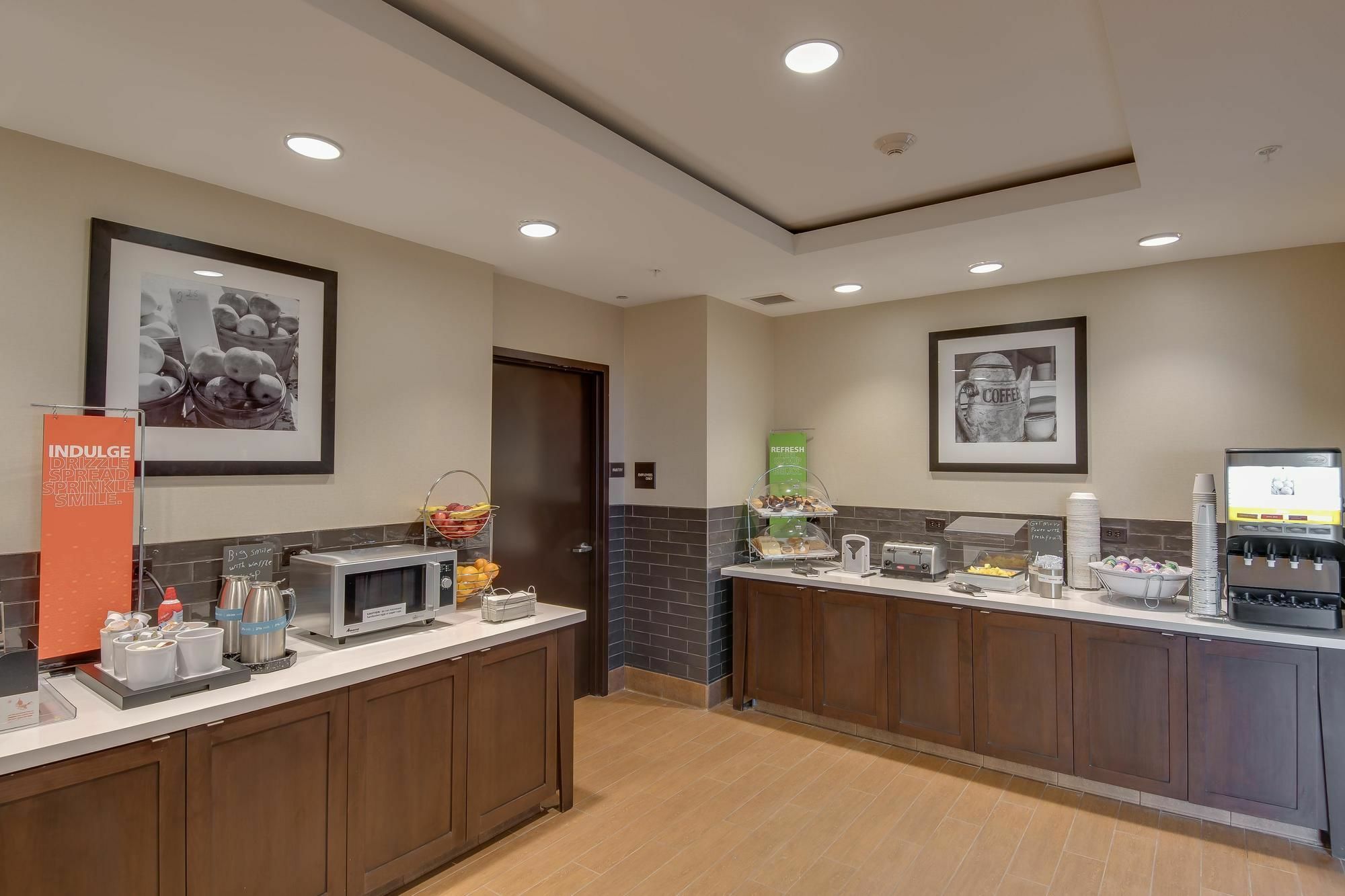 Hampton Inn & Suites Los Angeles - Γκλέντεϊλ Εξωτερικό φωτογραφία