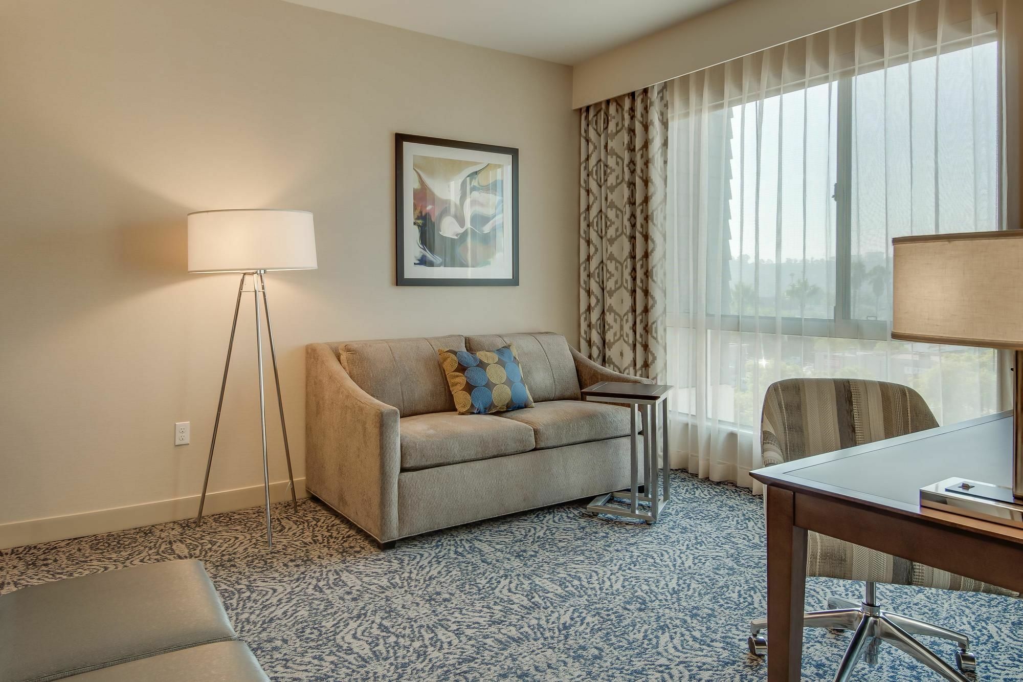 Hampton Inn & Suites Los Angeles - Γκλέντεϊλ Εξωτερικό φωτογραφία